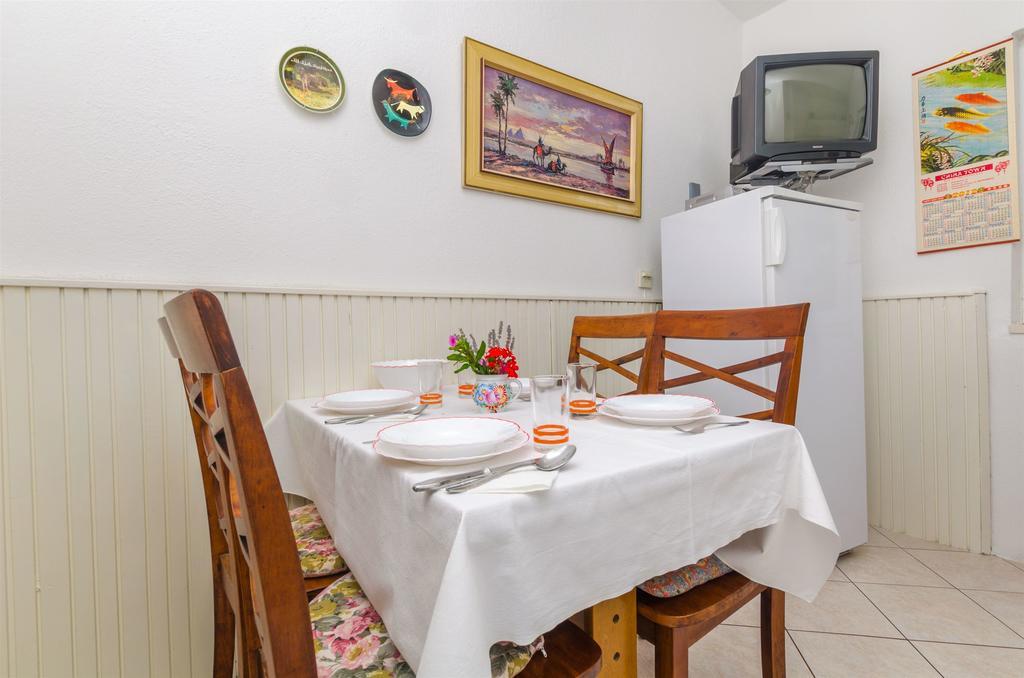 Apartment Terezija พิสัก ภายนอก รูปภาพ